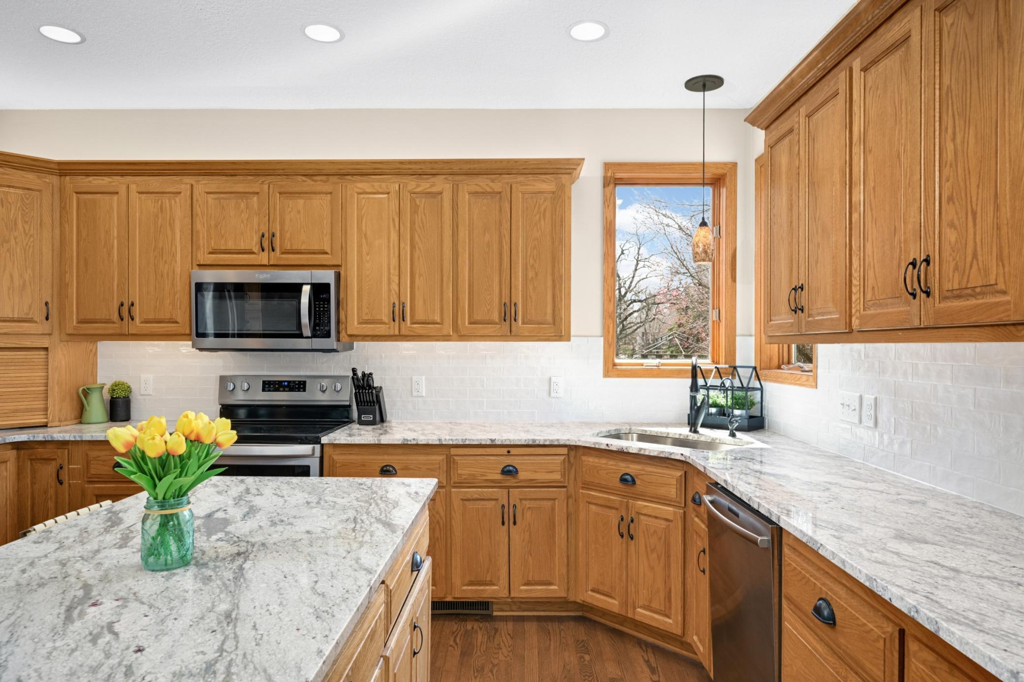 7040 Isleton Avenue South Cottage Grove, MN 55016 - Photo 11 of 43