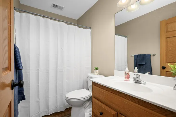 $589,900 | 7040 Isleton Avenue South, Cottage Grove, MN 55016
