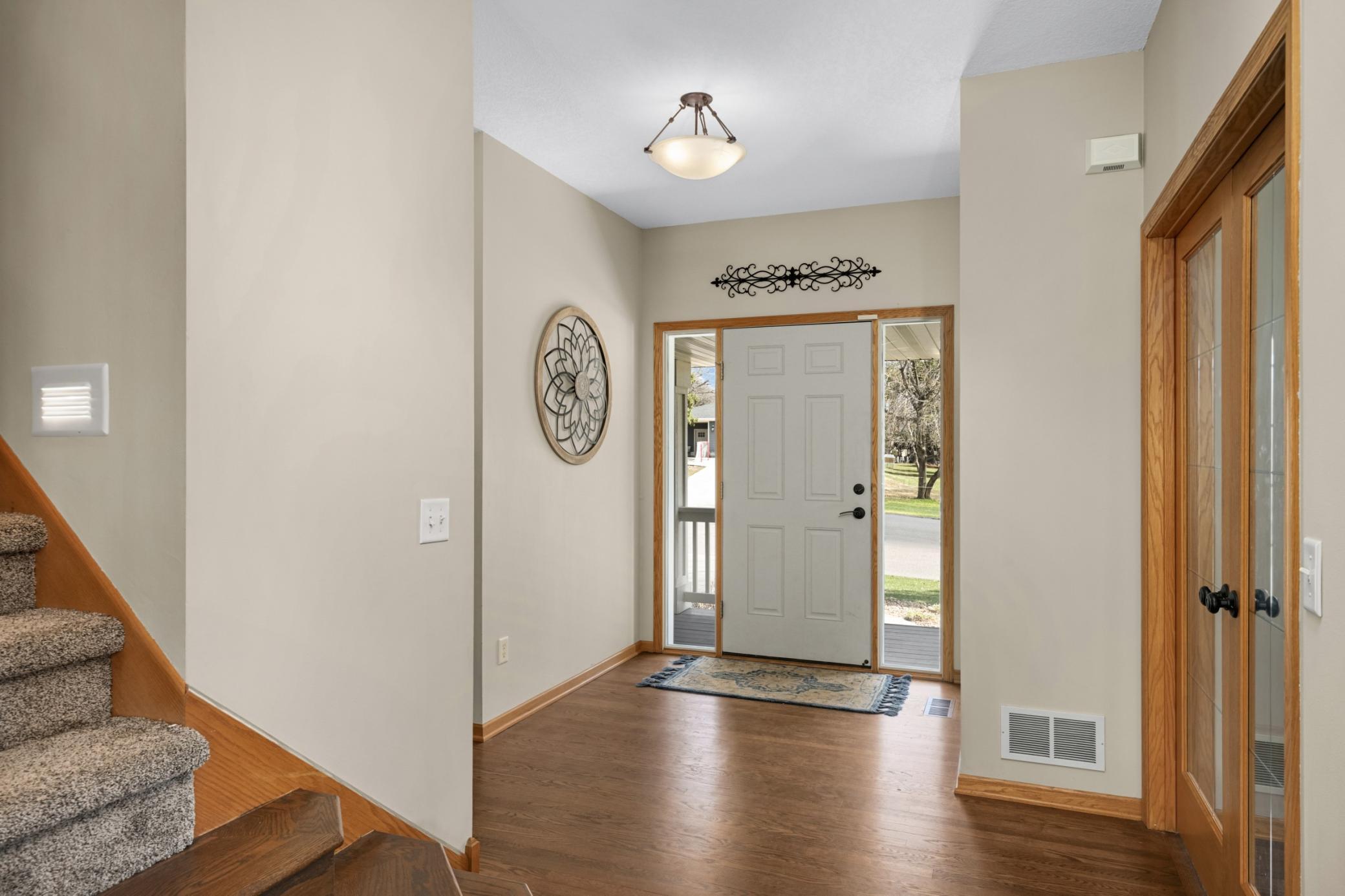 7040 Isleton Avenue South Cottage Grove, MN 55016 - Photo 4 of 43