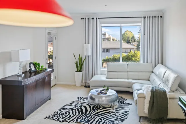 $599,000 | 801 South Winchester Boulevard, Unit 3206, San Jose, CA 95128