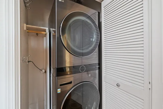 $599,000 | 801 South Winchester Boulevard, Unit 3206, San Jose, CA 95128