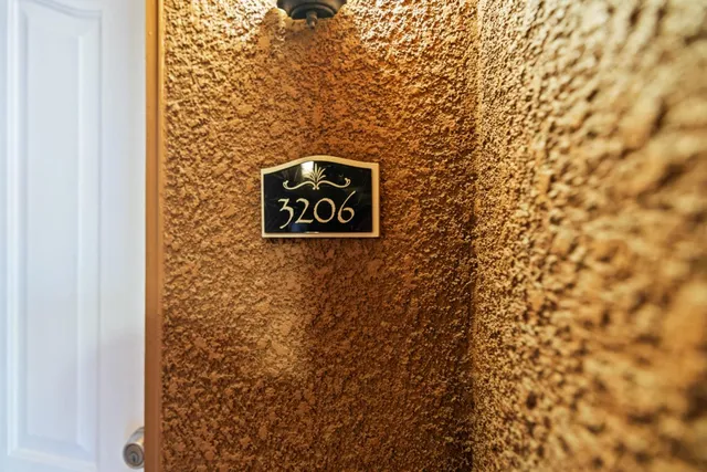 $599,000 | 801 South Winchester Boulevard, Unit 3206, San Jose, CA 95128