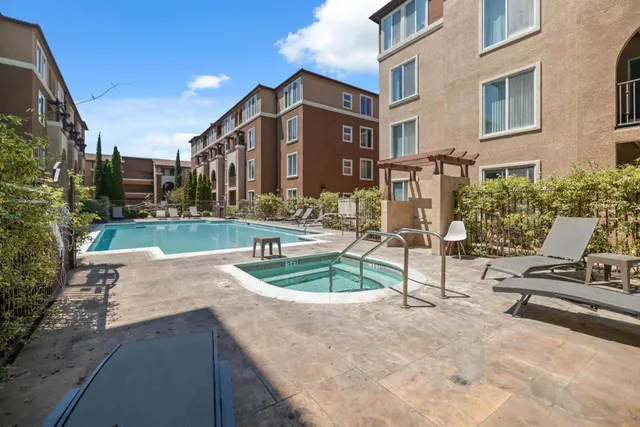 $599,000 | 801 South Winchester Boulevard, Unit 3206, San Jose, CA 95128