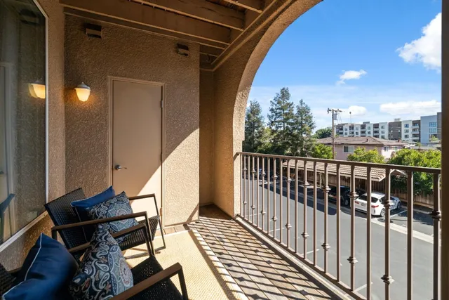 $599,000 | 801 South Winchester Boulevard, Unit 3206, San Jose, CA 95128