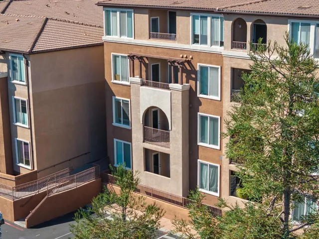 $599,000 | 801 South Winchester Boulevard, Unit 3206, San Jose, CA 95128