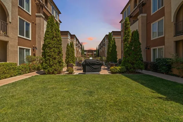 $599,000 | 801 South Winchester Boulevard, Unit 3206, San Jose, CA 95128