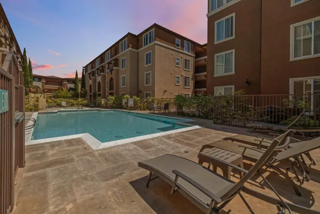 $599,000 | 801 South Winchester Boulevard, Unit 3206, San Jose, CA 95128