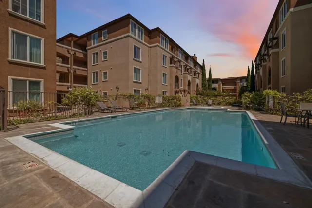 $599,000 | 801 South Winchester Boulevard, Unit 3206, San Jose, CA 95128