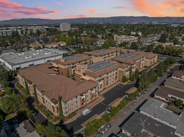 $599,000 | 801 South Winchester Boulevard, Unit 3206, San Jose, CA 95128