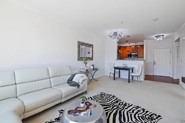 $599,000 | 801 South Winchester Boulevard, Unit 3206, San Jose, CA 95128