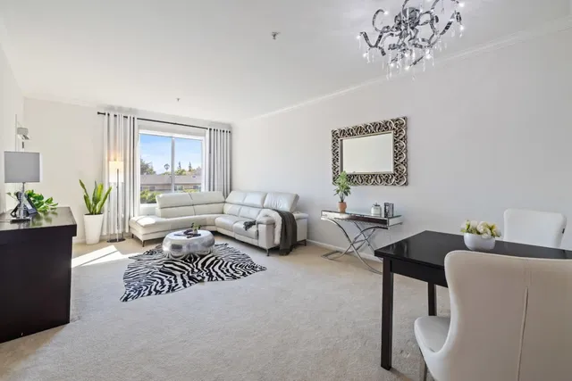 $599,000 | 801 South Winchester Boulevard, Unit 3206, San Jose, CA 95128