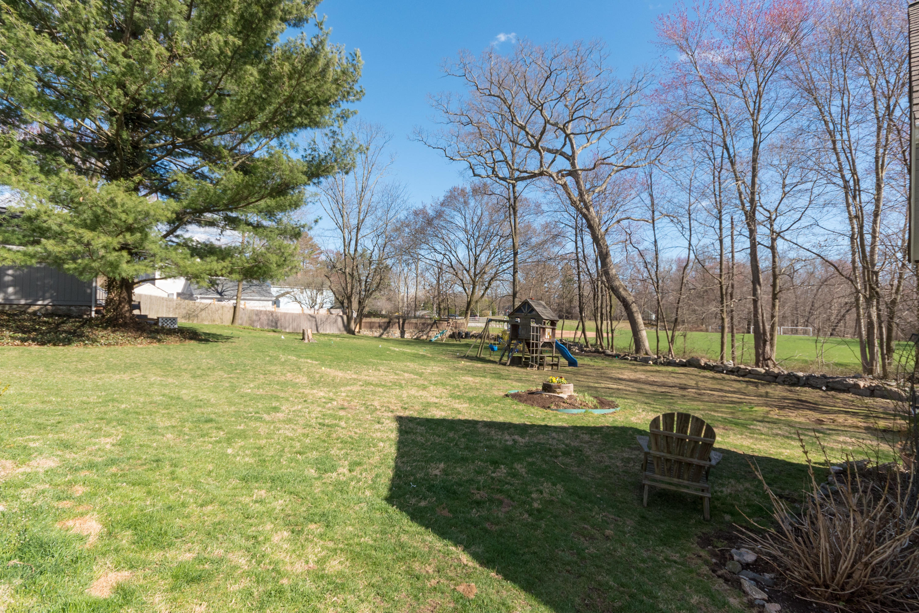 12 Maple Street Darien, CT 06820 - Photo 33 of 42