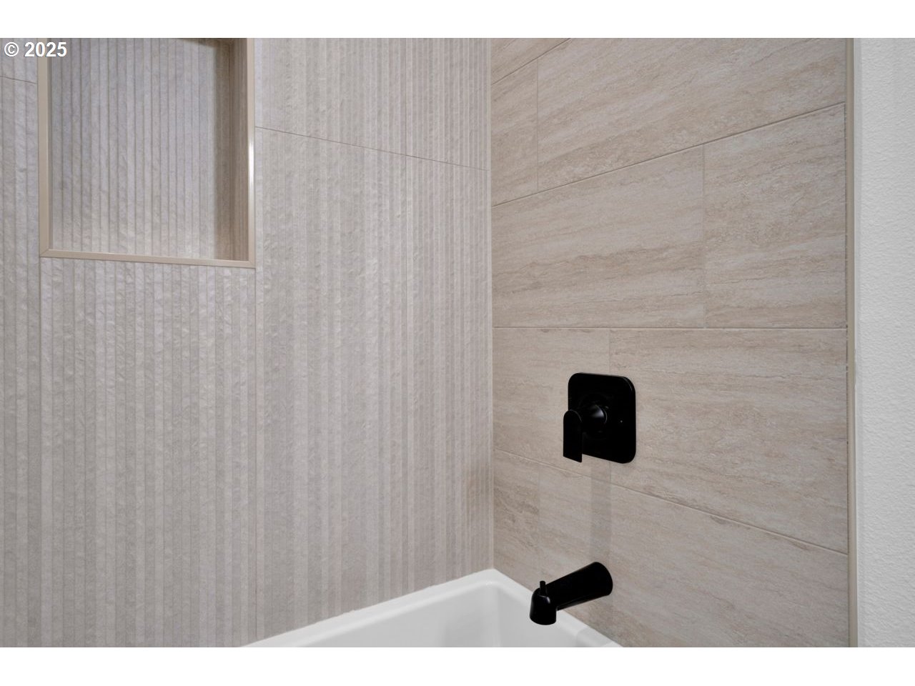 2125 Northeast Spitz Road Canby, OR 97013 - Photo 9 of 48