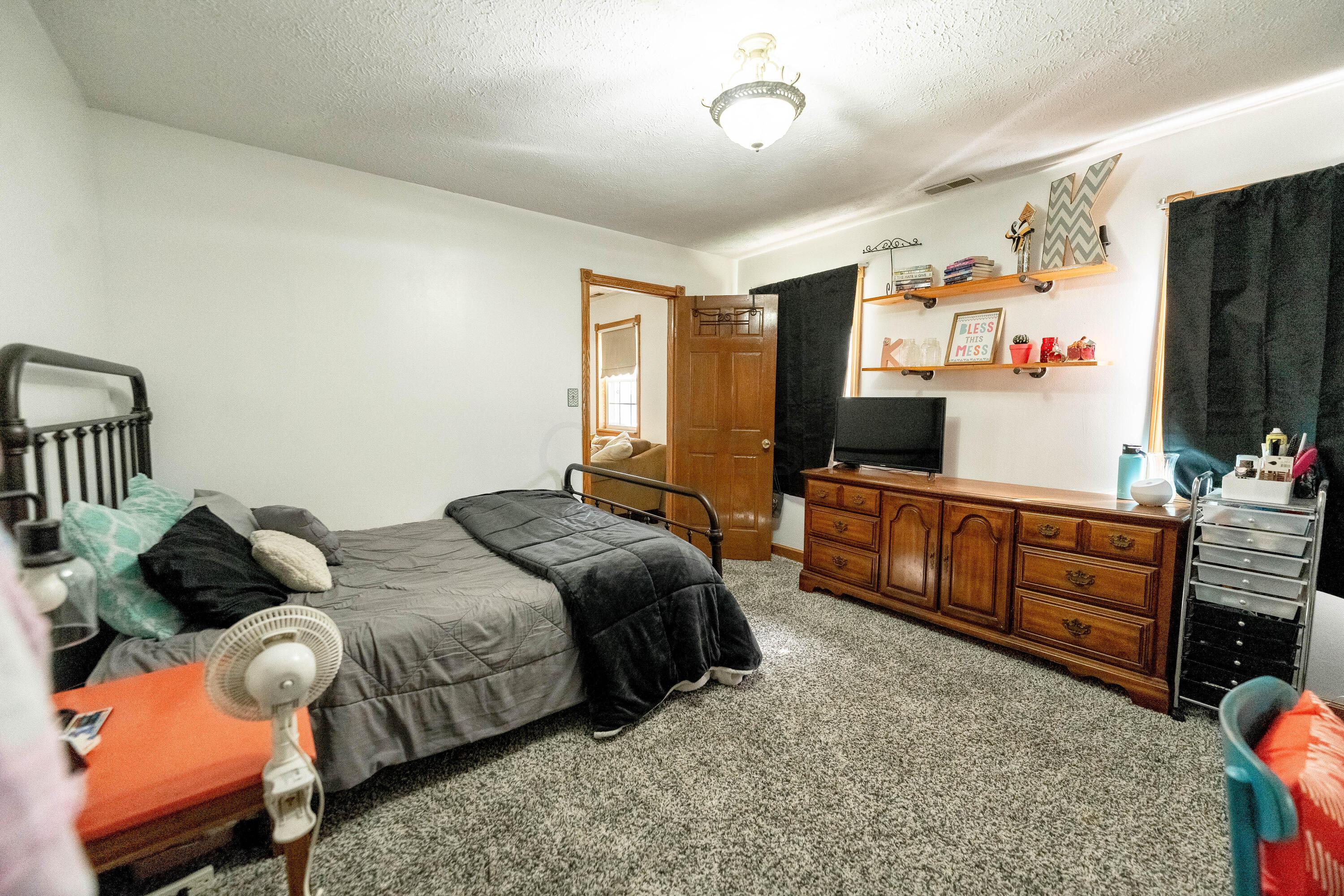 1384 Potts Hill Road Bainbridge, OH 45612 - Photo 37 of 66 DSC01332