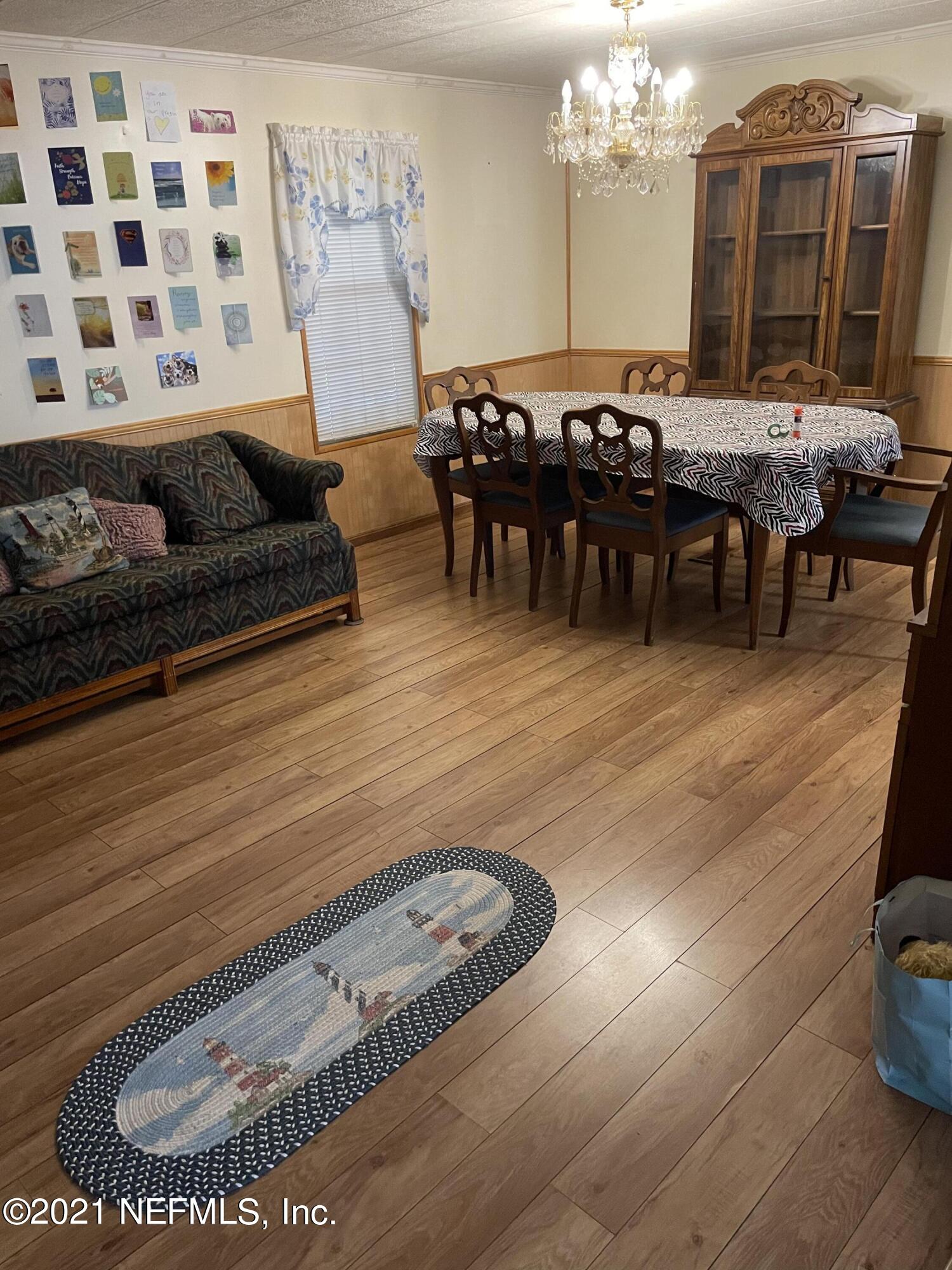 85614 Blackmon Road Yulee, FL 32097 - Photo 11 of 17 dining room
