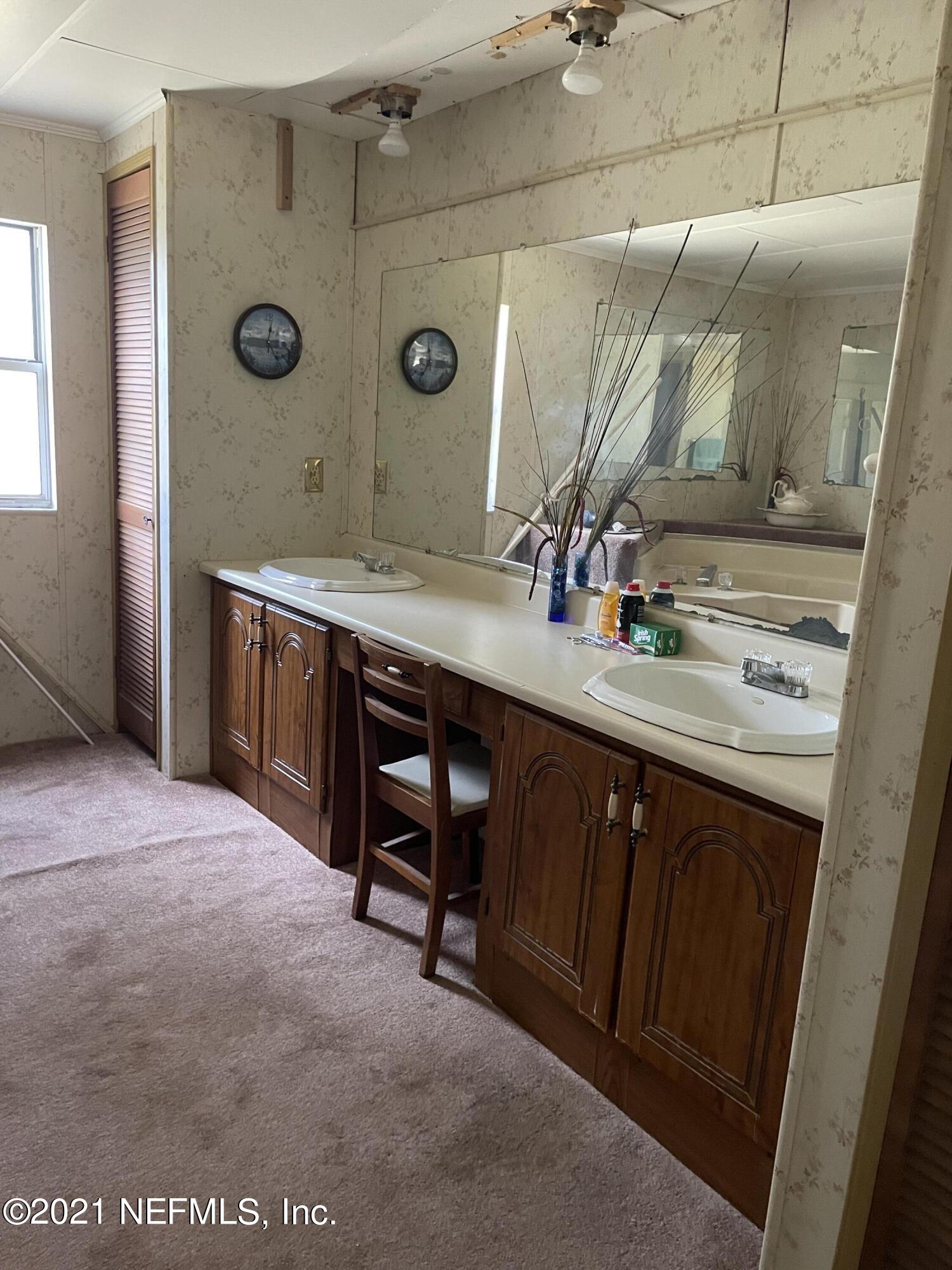 85614 Blackmon Road Yulee, FL 32097 - Photo 8 of 17 owners bathroom
