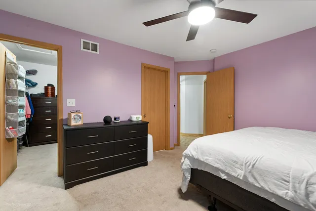 $299,900 | 1310 Harvest Drive, Crest Hill, IL 60403