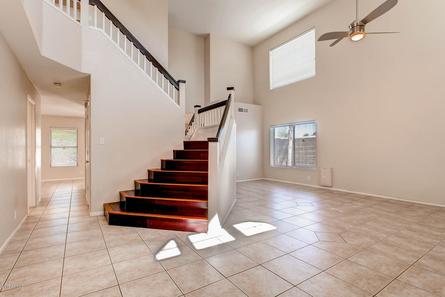 3362 East Escuda Road Phoenix, AZ 85050 - Photo 4 of 29 3362 E Escuda Rd Phoenix AZ-large-004-8-