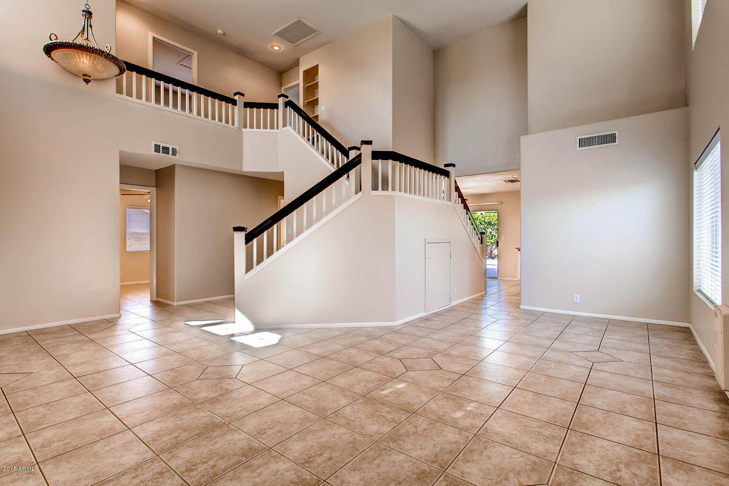 3362 East Escuda Road Phoenix, AZ 85050 - Photo 6 of 29 3362 E Escuda Rd Phoenix AZ-large-006-20