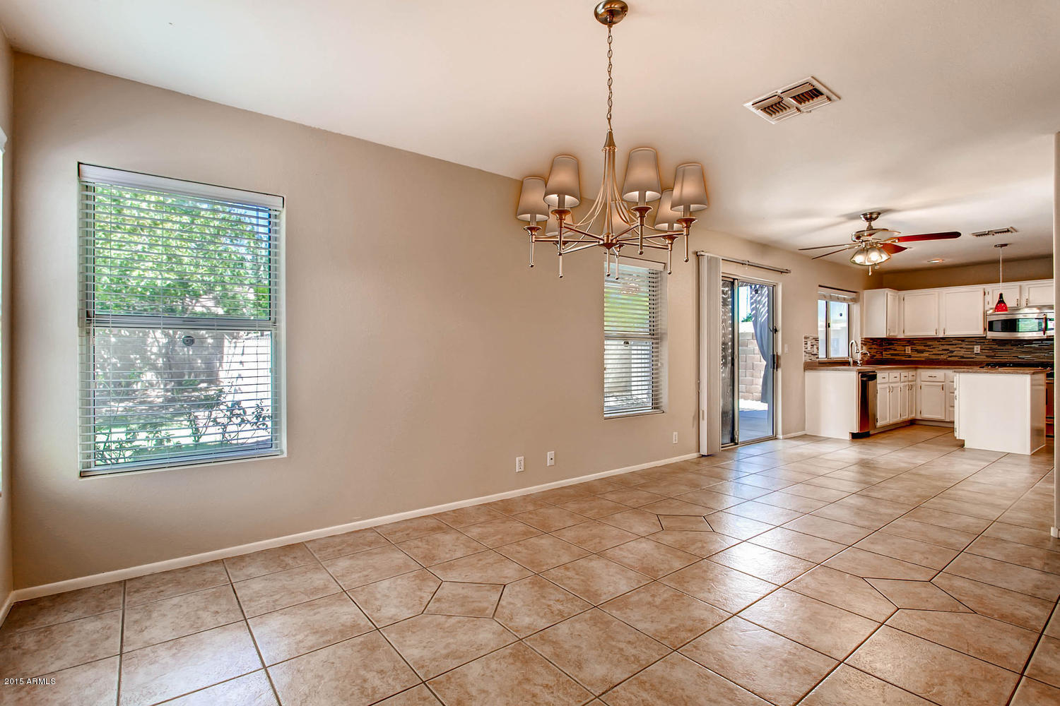 3362 East Escuda Road Phoenix, AZ 85050 - Photo 8 of 29 3362 E Escuda Rd Phoenix AZ-large-008-7-