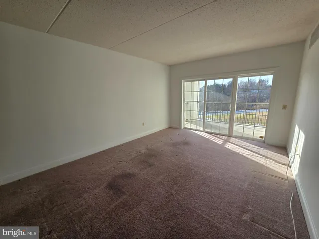 $2,450 | 244 Baltimore Pike, Unit 212, Glen Mills, PA 19342