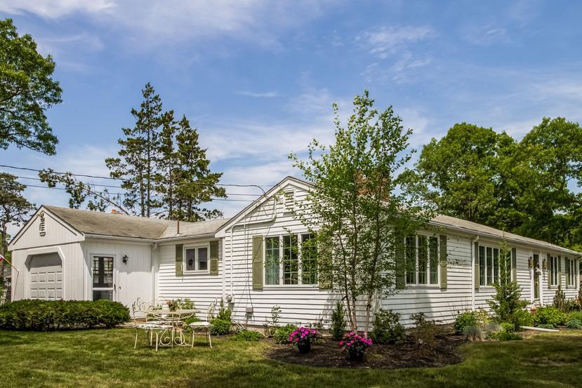 201 5 Corners Road Centerville, MA 02632 - Photo 1 of 21 Primary Photo
