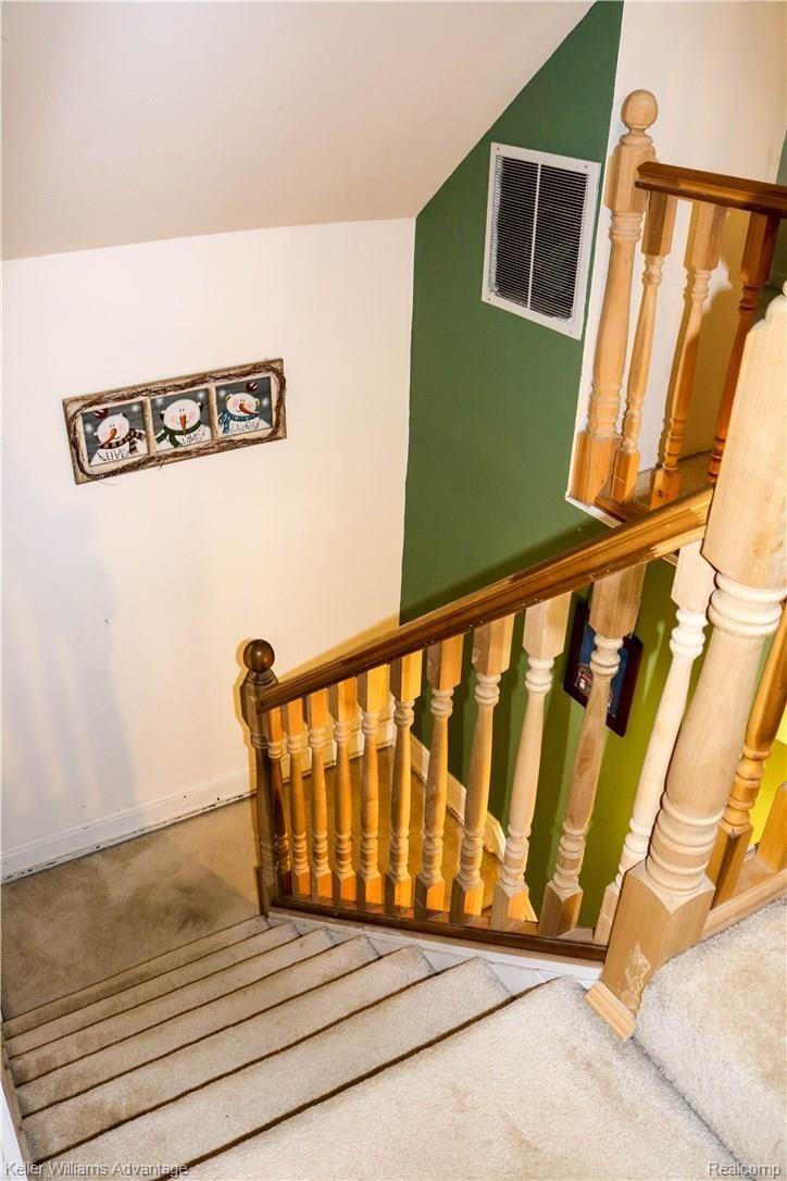20105 Farmington Road Livonia, MI 48152 - Photo 34 of 61 F36.jpg