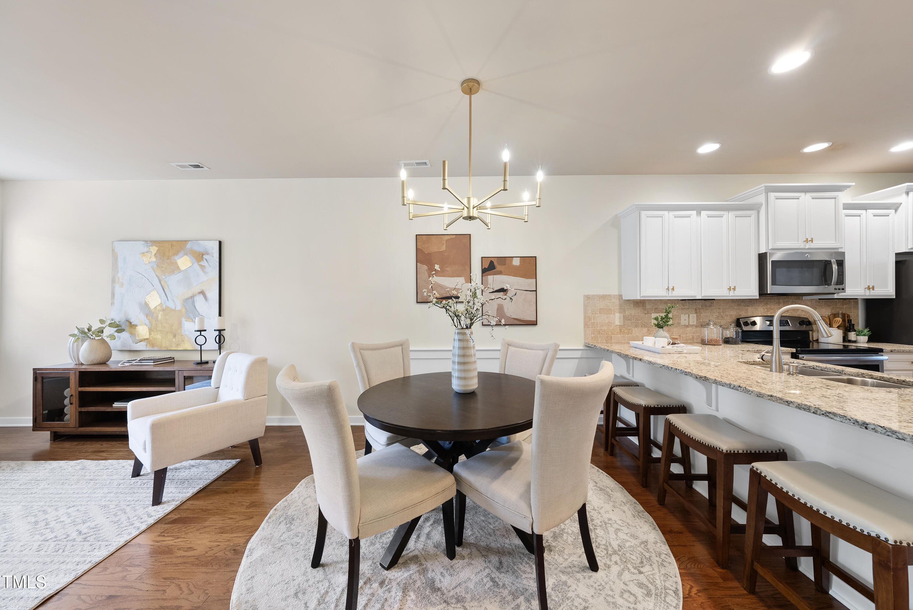 6422 Swatner Drive Raleigh, NC 27612 - Photo 11 of 32 DSC03652