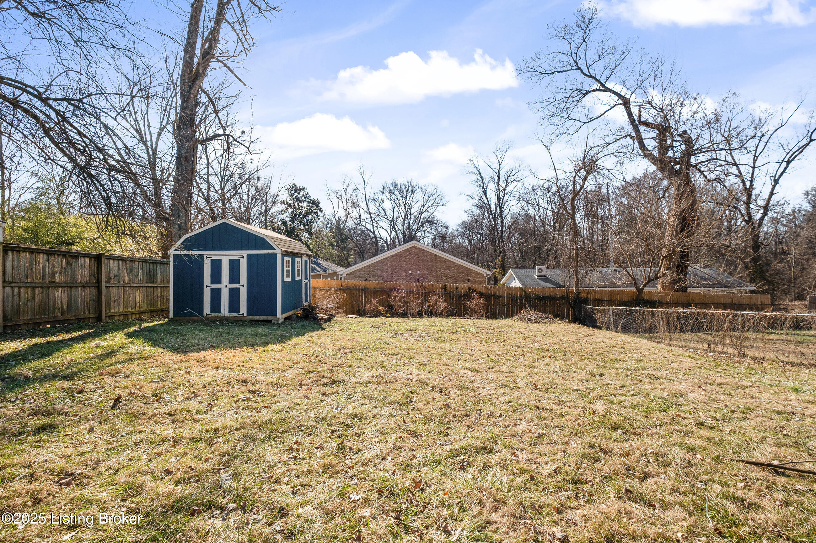3063 University Road Louisville, KY 40206 - Photo 36 of 39 Backyard