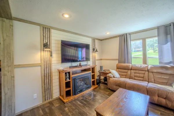 $277,998 | 316 Morris Demps Road, Sparta, TN 38583