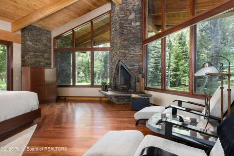 $17,500,000 | 3125 Tucker Ranch Road, Wilson, WY 83014