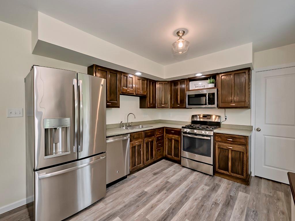 105 Stepp Road Sarver, PA 16055 - Photo 6 of 24