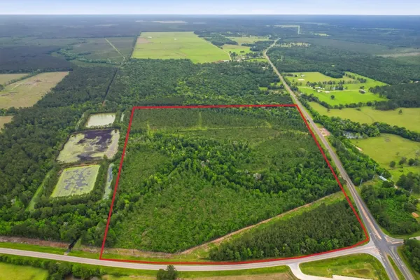 $989,000 | 6089 Fm 834/fm 770 Street East, Hull, TX 77564