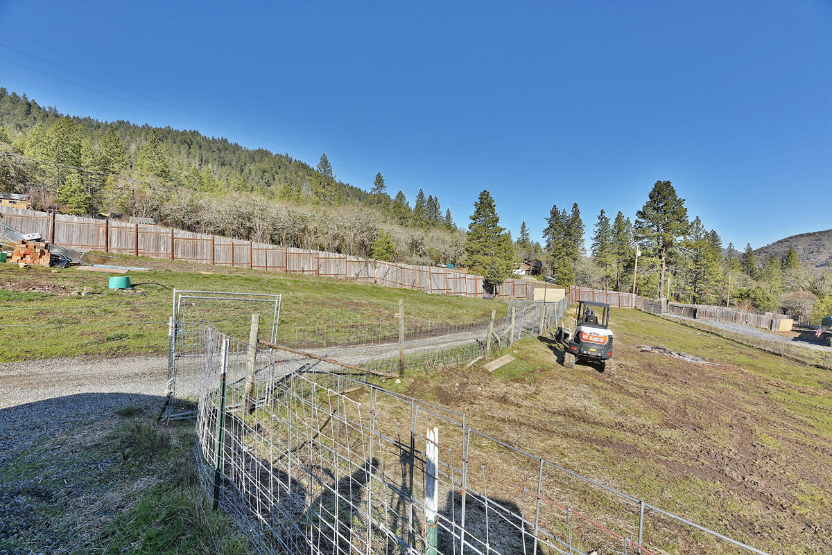 900 Schieffelin Gulch Road Gold Hill, OR 97525 - Photo 6 of 33 5