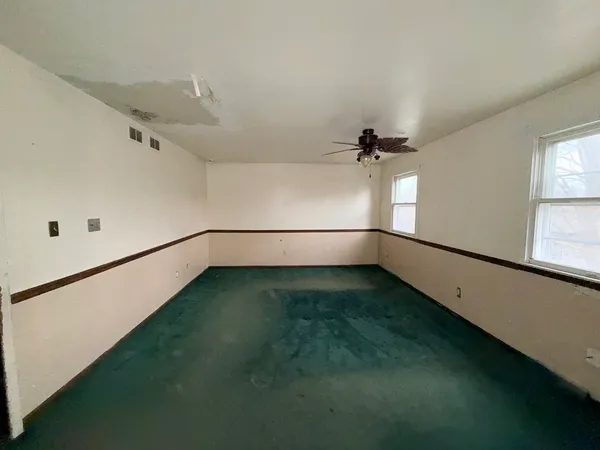 $259,900 | 516 Ca Crest Drive, Shorewood, IL 60404