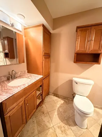 $259,900 | 516 Ca Crest Drive, Shorewood, IL 60404