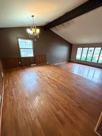 $259,900 | 516 Ca Crest Drive, Shorewood, IL 60404