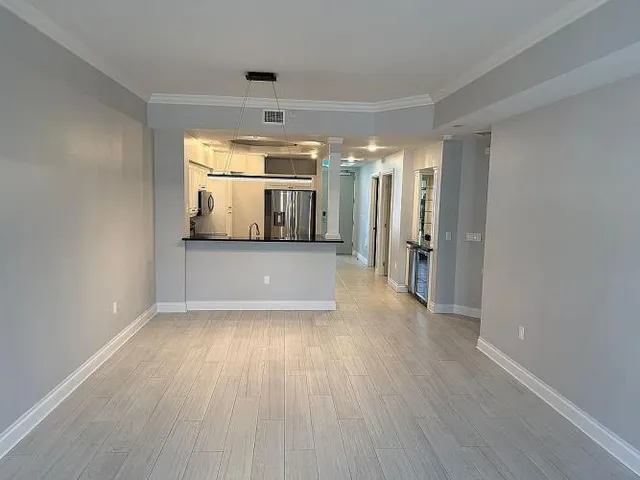 $399,500 | 8111 Lakewood Main Street, Lakewood Ranch, FL 34202