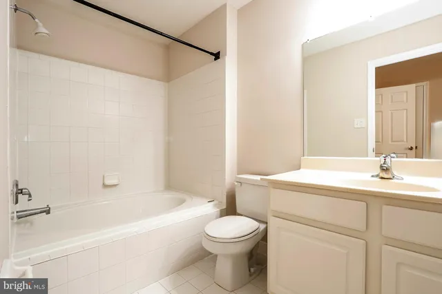 $2,800 | 4204 Buxmont Road, Marlton, NJ 08053