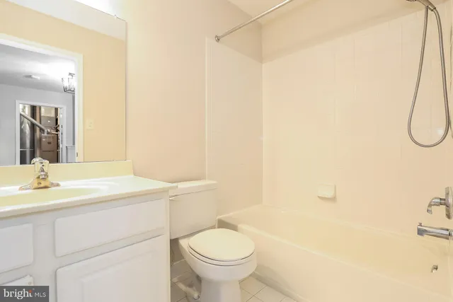 $2,800 | 4204 Buxmont Road, Marlton, NJ 08053