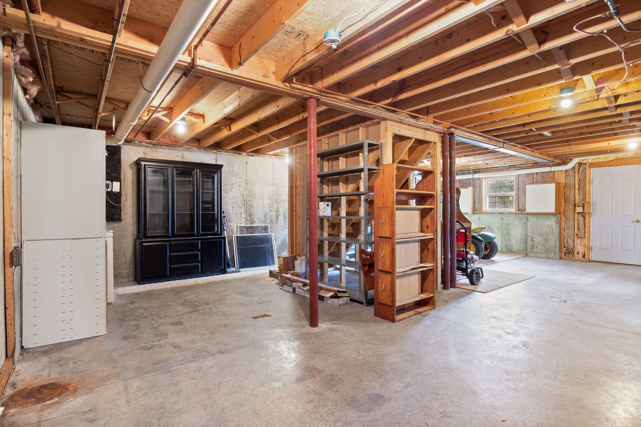 4 Chelsey Lane Gray, ME 04039 - Photo 35 of 56 4_Chelsey_Lane_24