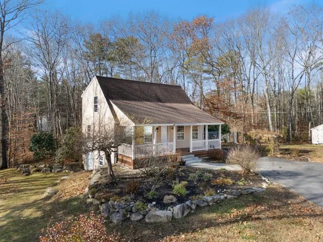 $629,000 | 4 Chelsey Lane, Gray, ME 04039
