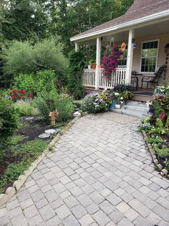 $579,000 | 4 Chelsey Lane, Gray, ME 04039