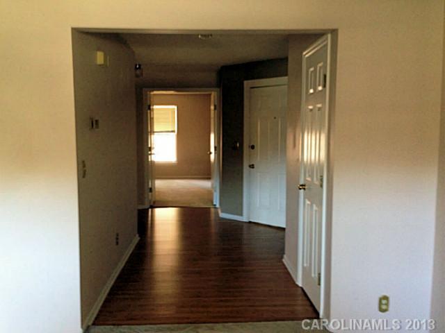 20115 Henderson Road, Unit K Cornelius, NC 28031 - Photo 8 of 13 Gallery Image 8