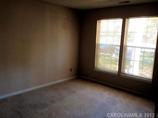 20115 Henderson Road, Unit K Cornelius, NC 28031 - Photo 10 of 13 Gallery Image 10