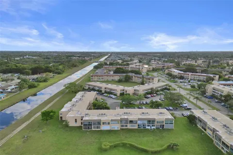 $55,000 | 9081 Sunrise Lakes Boulevard, Unit 107, Sunrise, FL 33322