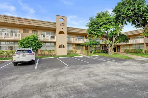 $55,000 | 9081 Sunrise Lakes Boulevard, Unit 107, Sunrise, FL 33322