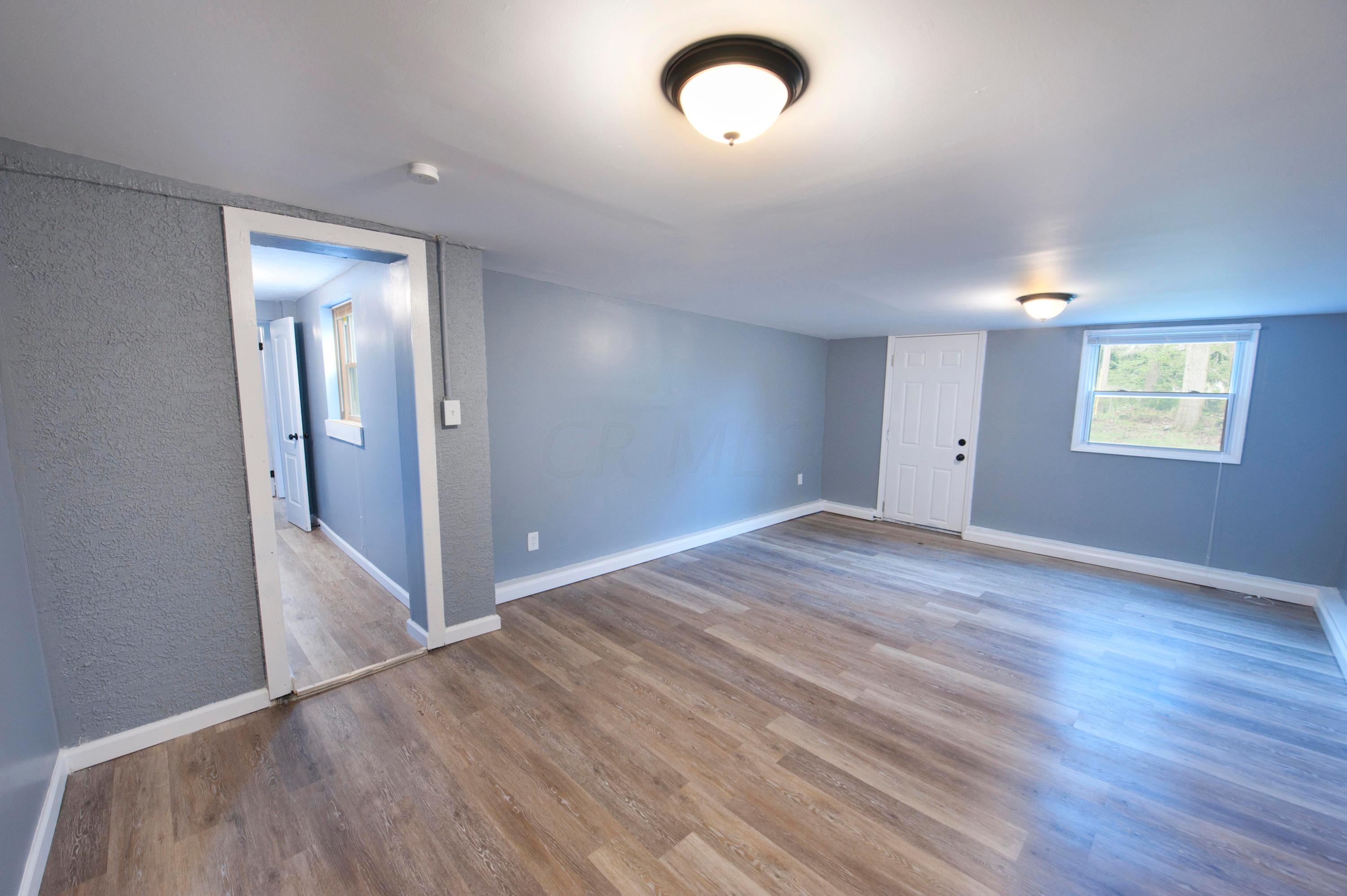 3278 Cross Keys Road Columbus, OH 43232 - Photo 11 of 31 Gallery Image 11