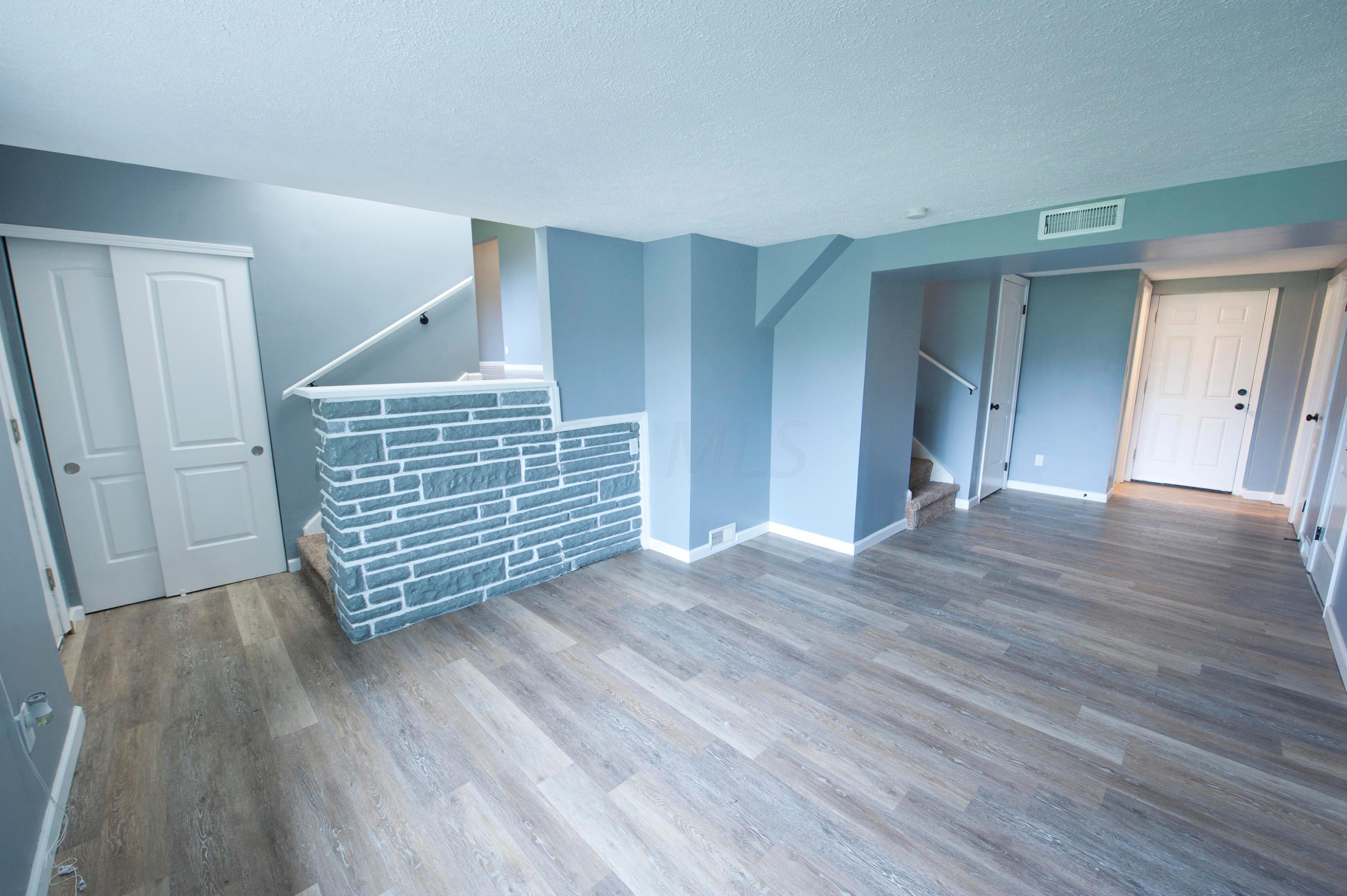 3278 Cross Keys Road Columbus, OH 43232 - Photo 5 of 31 Gallery Image 5