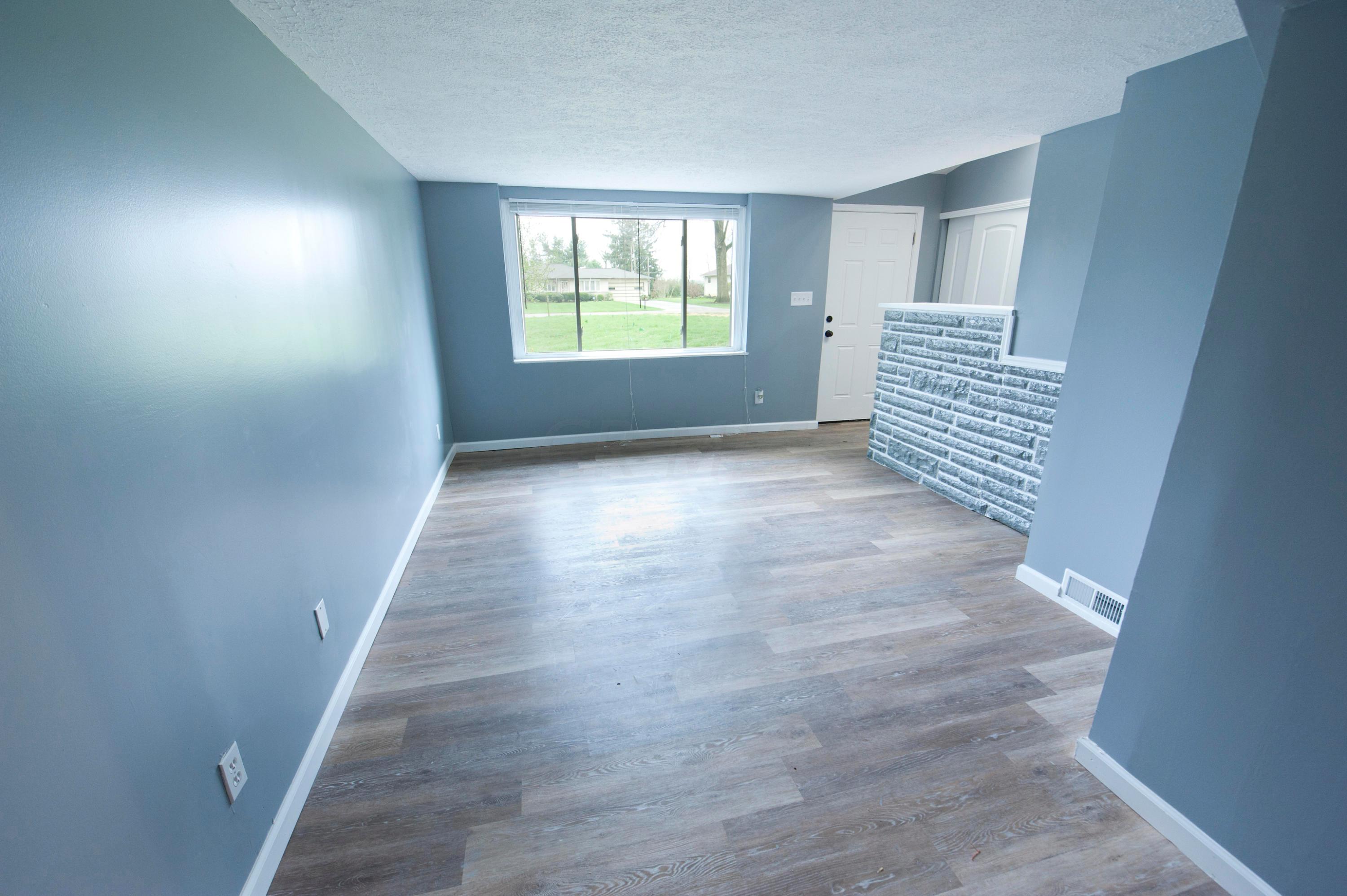 3278 Cross Keys Road Columbus, OH 43232 - Photo 6 of 31 Gallery Image 6